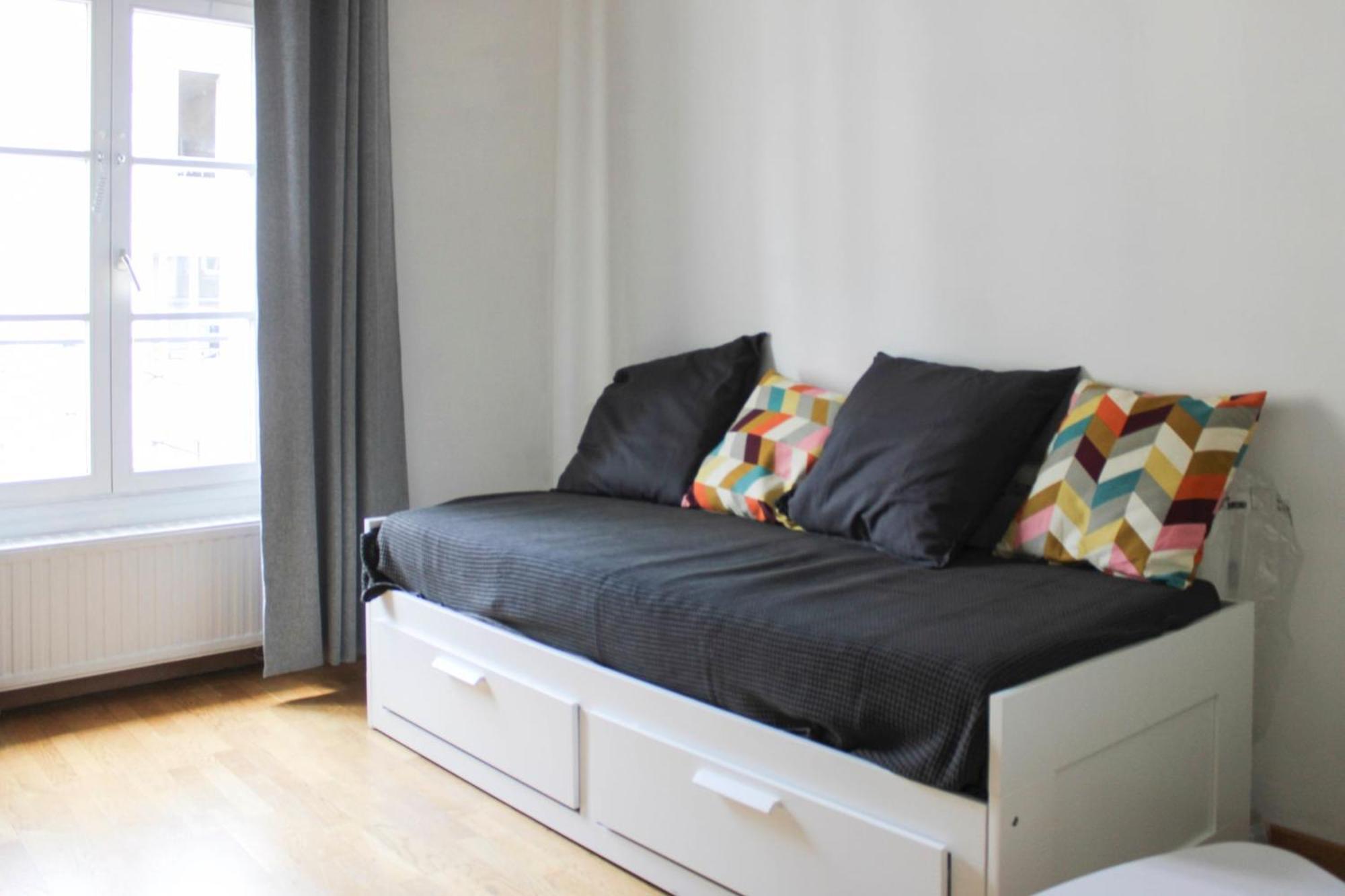 Apartment Spacious Duplex In The Heart Of *