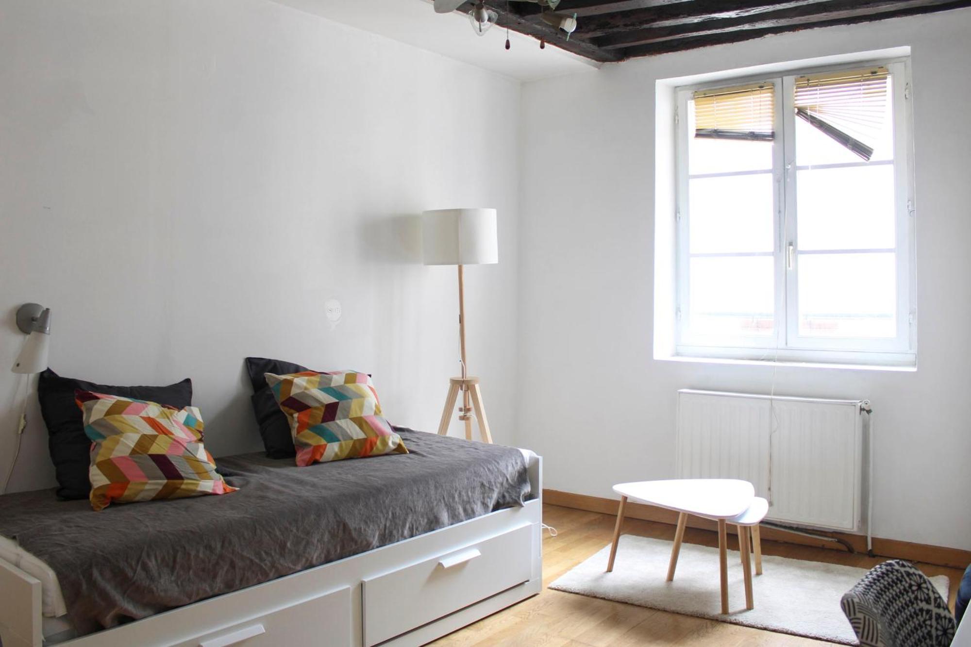 Spacious Duplex In The Heart Of Apartment